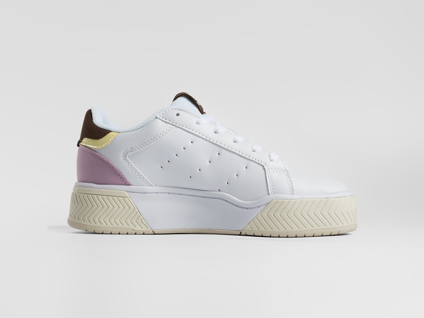 Кроссовки Adidas Court Tourino Bold