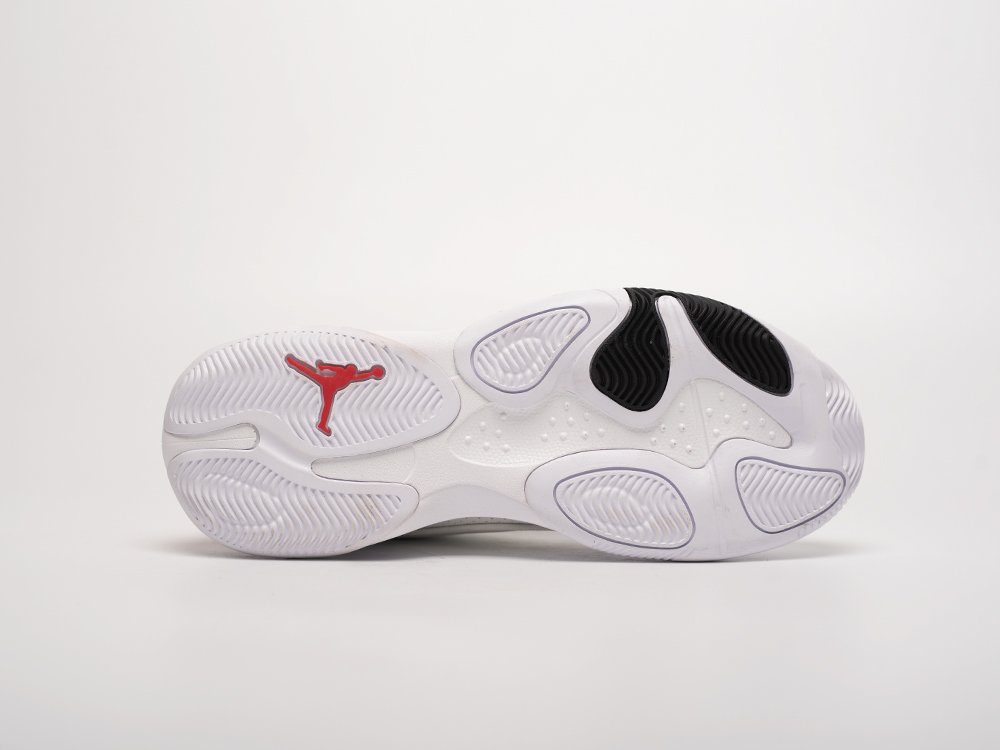 Кроссовки Jordan Max Aura 4
