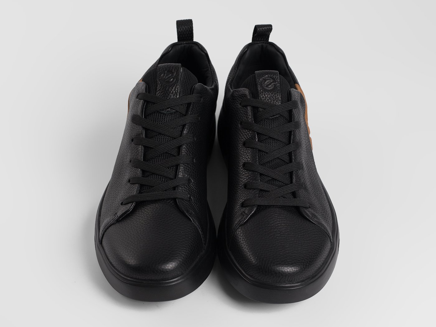 Кроссовки Ecco Biom