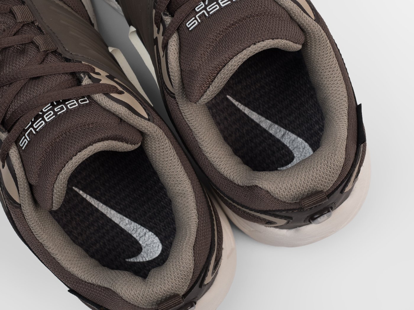 Кроссовки Nike Pegasus Wave