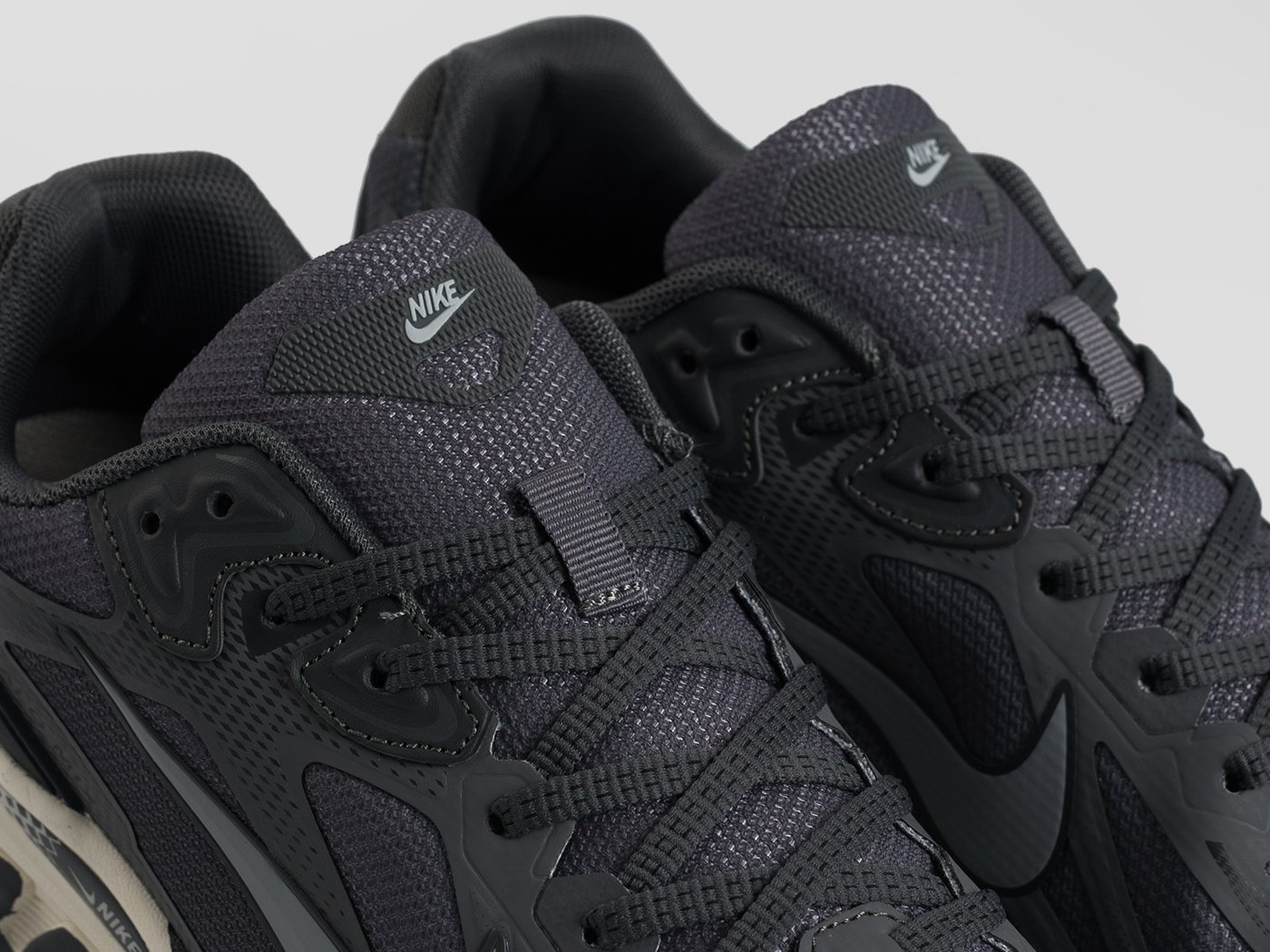Кроссовки Nike Halo Mix