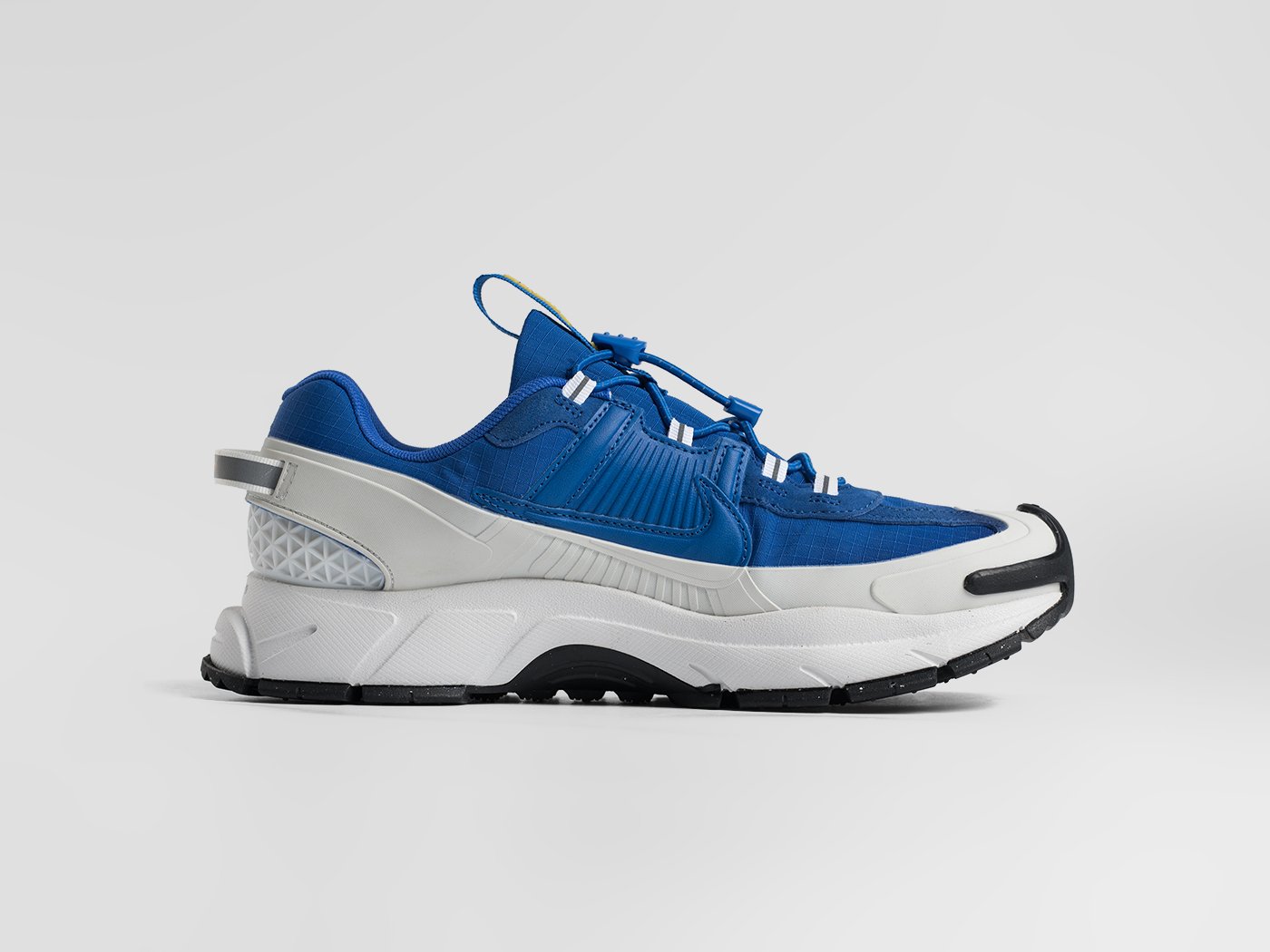 Кроссовки Nike Zoom Vomero 5 Roam