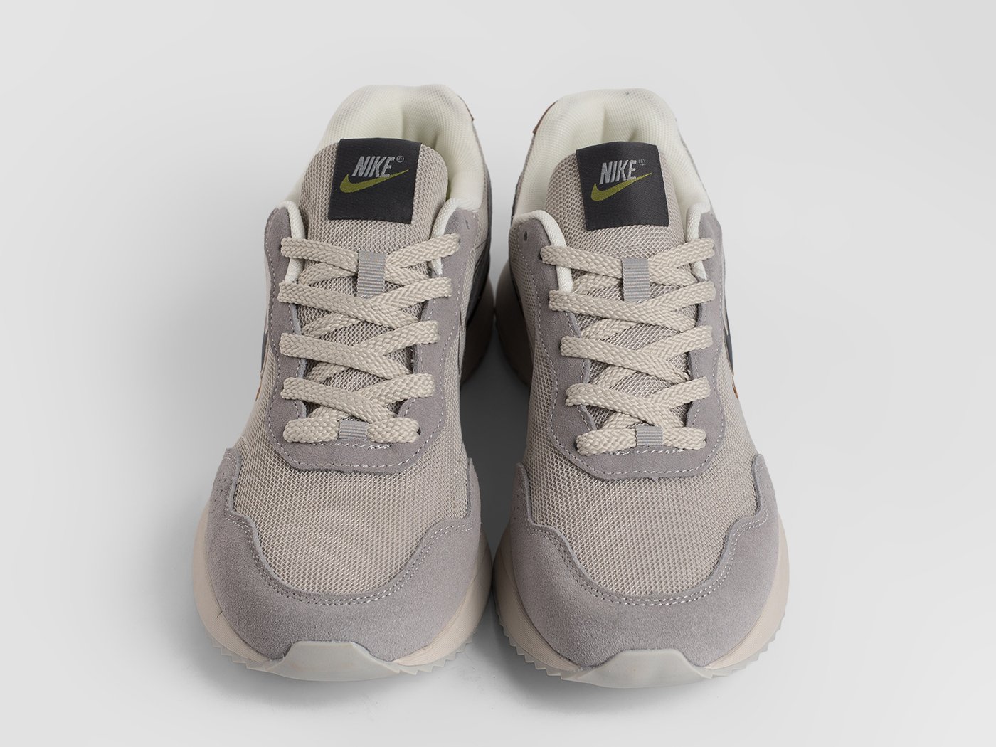 Кроссовки Nike