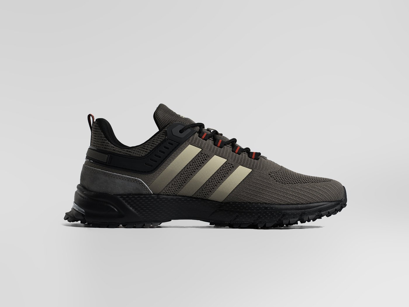 Кроссовки Adidas Marathon