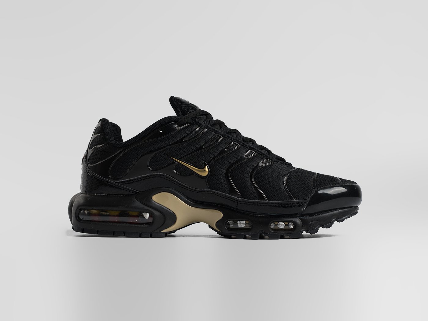 Кроссовки Nike Air Max Plus TN