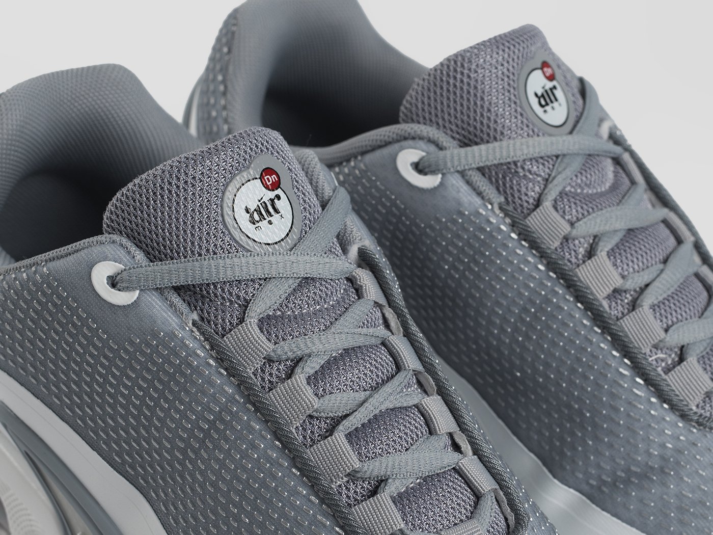 Кроссовки Nike Air Max Dn