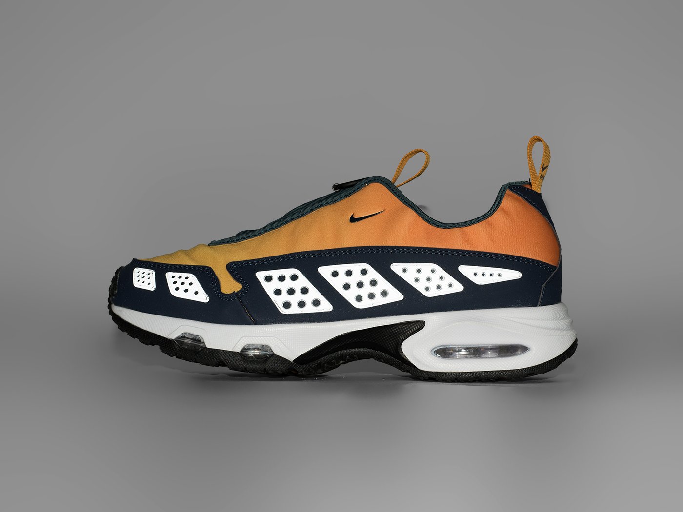 Кроссовки Nike Air Max SNDR