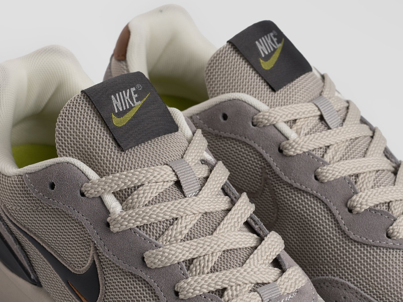 Кроссовки Nike