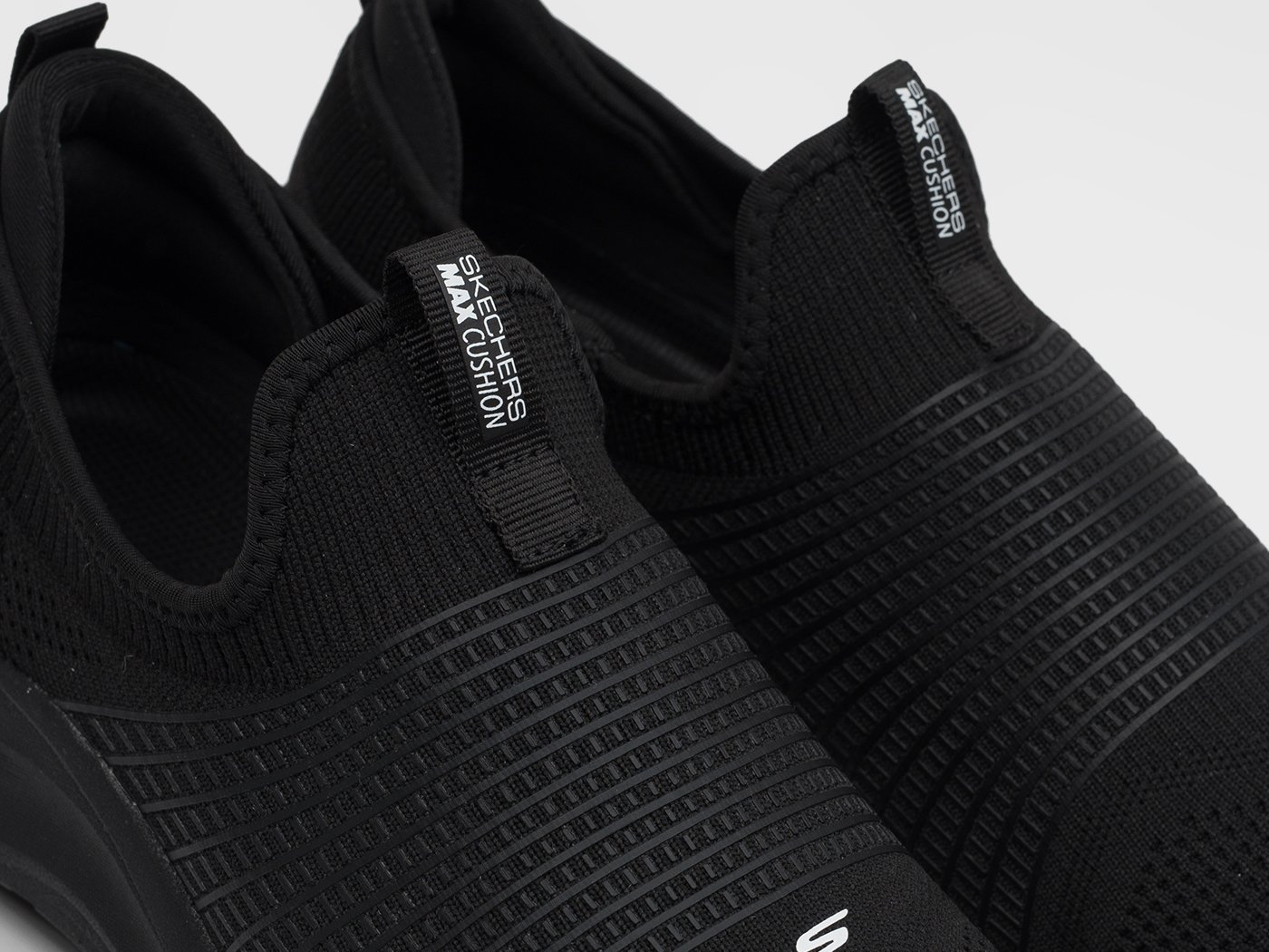 Кроссовки Skechers
