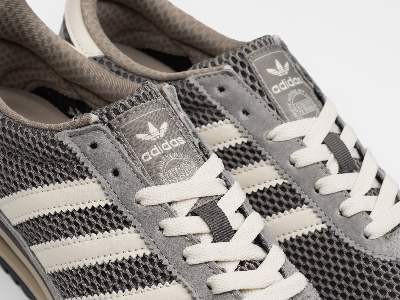 Кроссовки Wales Bonner X Adidas SL 76