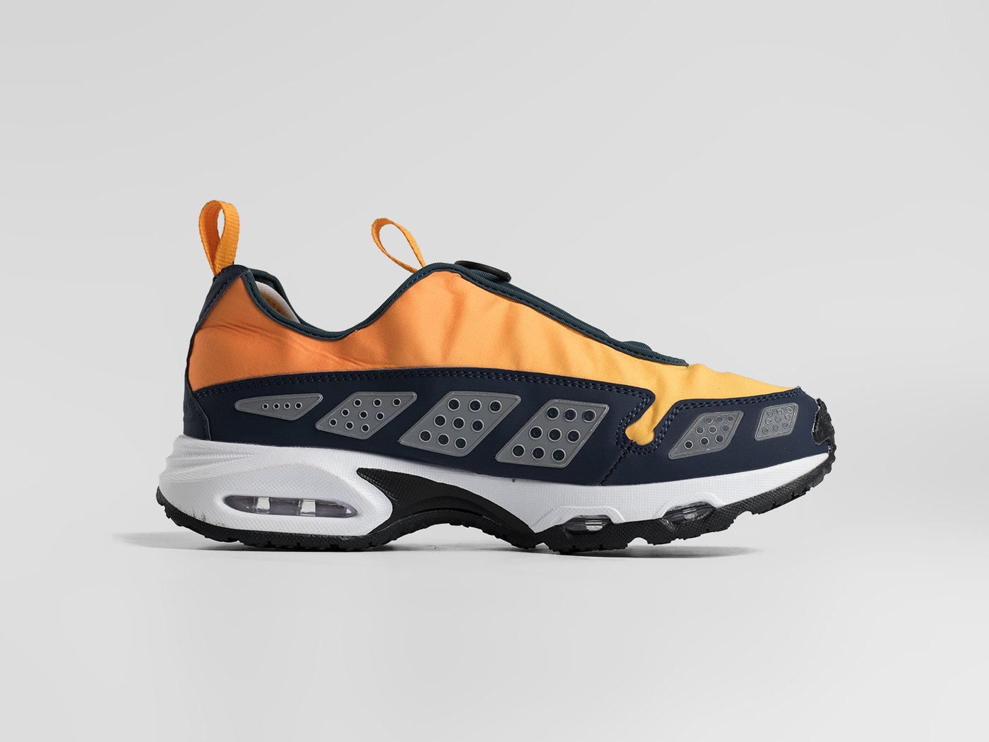 Кроссовки Nike Air Max SNDR