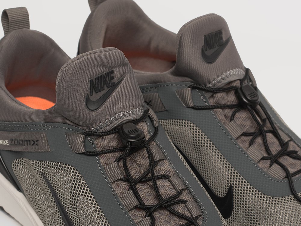 Кроссовки Nike