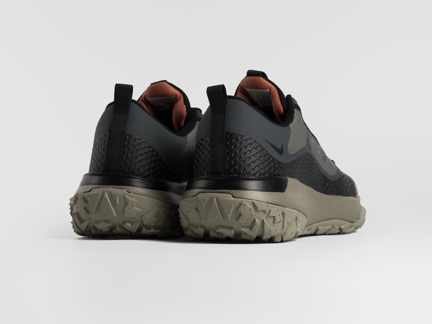Кроссовки Nike ACG Mountain Fly Low