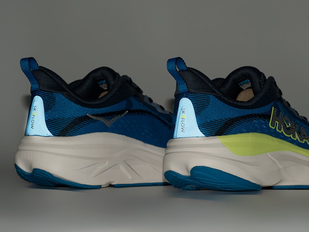 Кроссовки Hoka Skyflow
