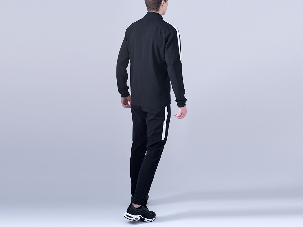 Спортивный костюм Nike Спортивный костюм Nike